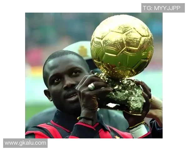 八十年代足球巨星风云：经典比赛回顾与传奇球员传记