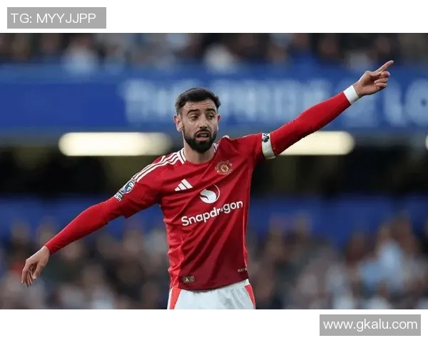 沙特足球传奇球星的崛起与荣耀历程探索 沙特足球传奇球星的崛起与荣耀历程探索