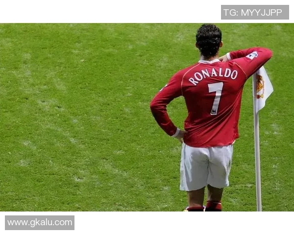 老牌足球明星辉煌岁月与绿茵传奇回顾