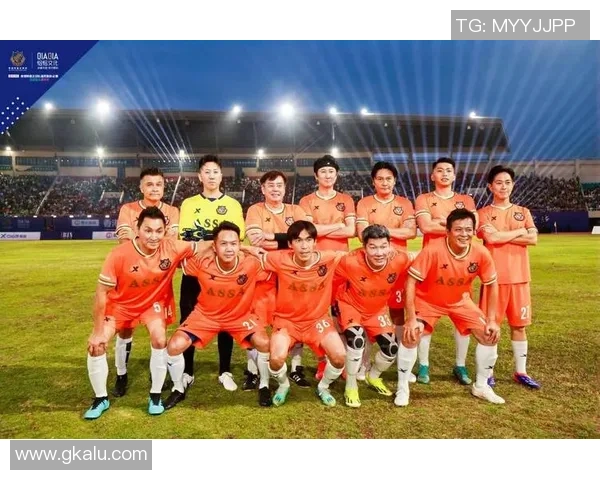 足球明星精彩瞬间集锦解析 从绿茵场到生活幕后全方位揭秘